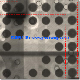 BGA錫球尺寸小于0.4mm，采用降低BGA內圍襲球的錫膏量所得到X-Ray，稍微留意一下可以發現最外圈的錫量(圓的直徑)比其他內圍的錫球上的錫量來得多一點點。也就是外圈的黑色圓形直徑比內圈的圓形來得大一點點。